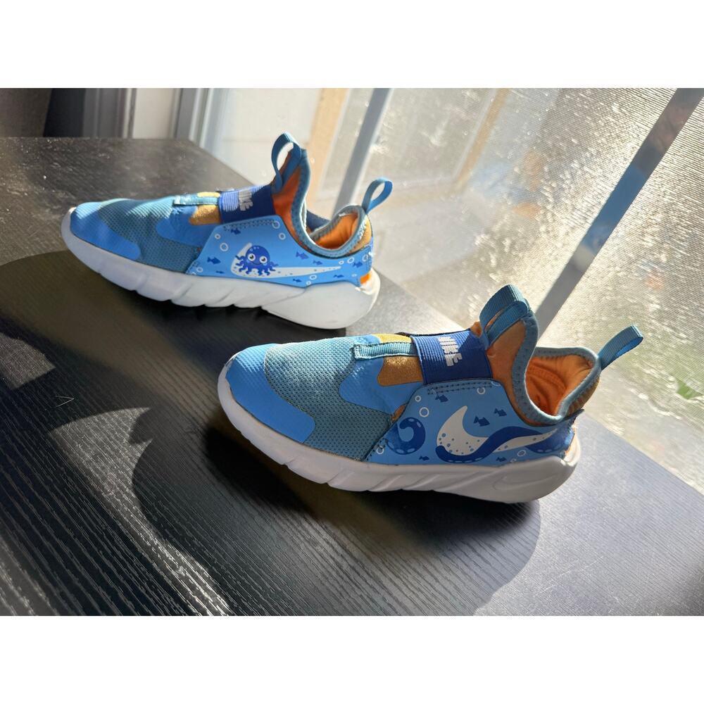 Nike Flex Runner Kids Size 3Y Blue Octopus Slip On Sneakers Lightweight Athletic